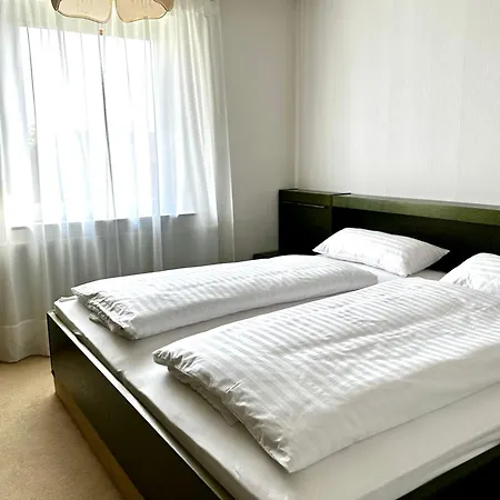 Apartment 19